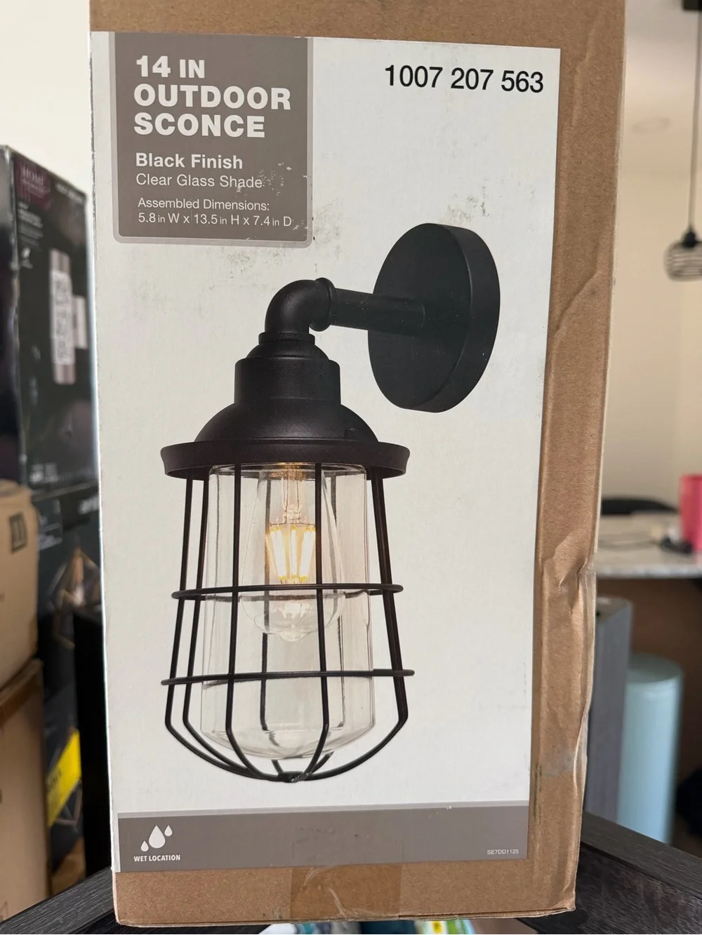 New 14 in Outdoor Wall Sconce Light - Black Finish